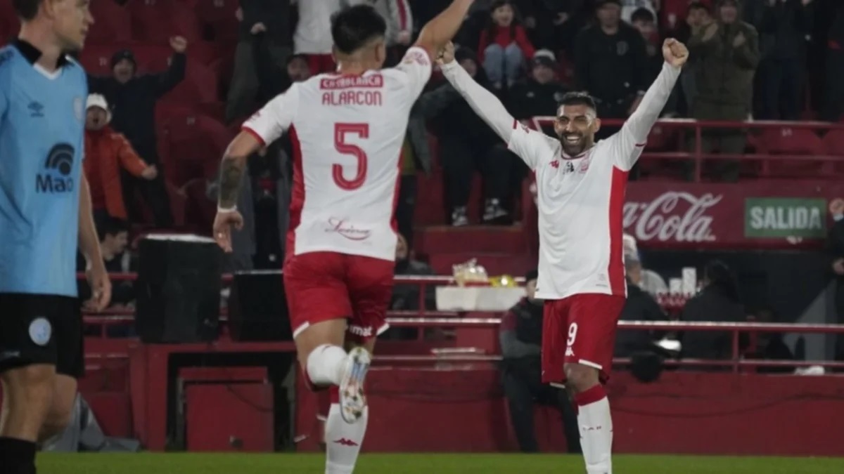 Huracán recuperó la punta tras la victoria ante Belgrano de Córdoba