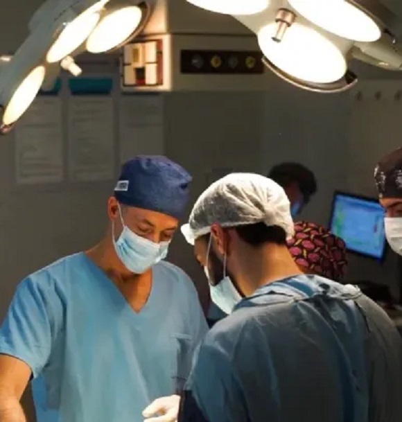 Cardiólogos de todo el país suspenden por dos días la colocación de stents