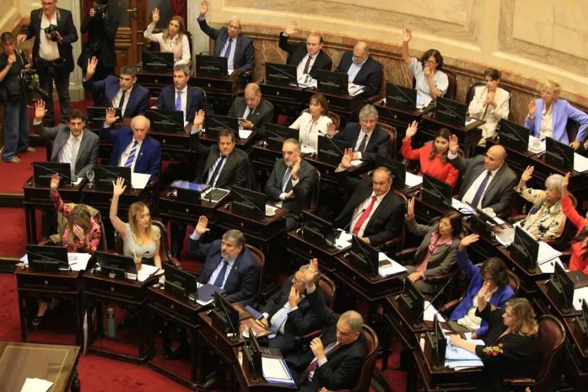 “Una traición al pueblo argentino” dijo el Presidente por el aumento salarial de senadores