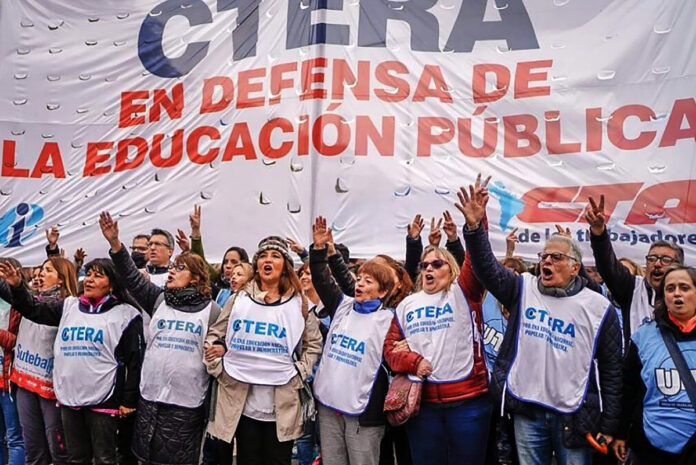 La Justicia Laboral exime de Ganancias a docentes