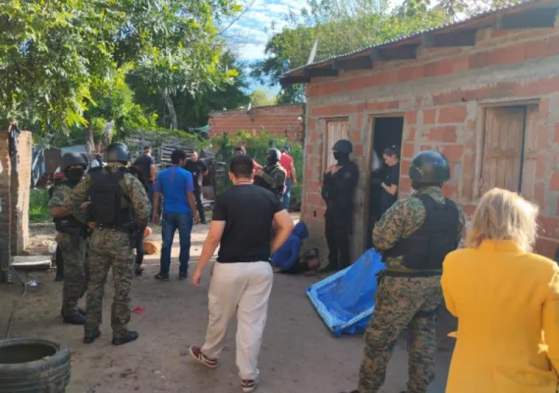 Hay tres detenidos por presunta red de trata de menores