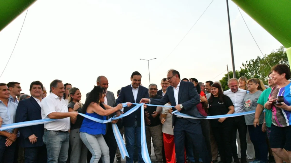 El Gobernador inauguró una importante obra en la zona sur de la Capital