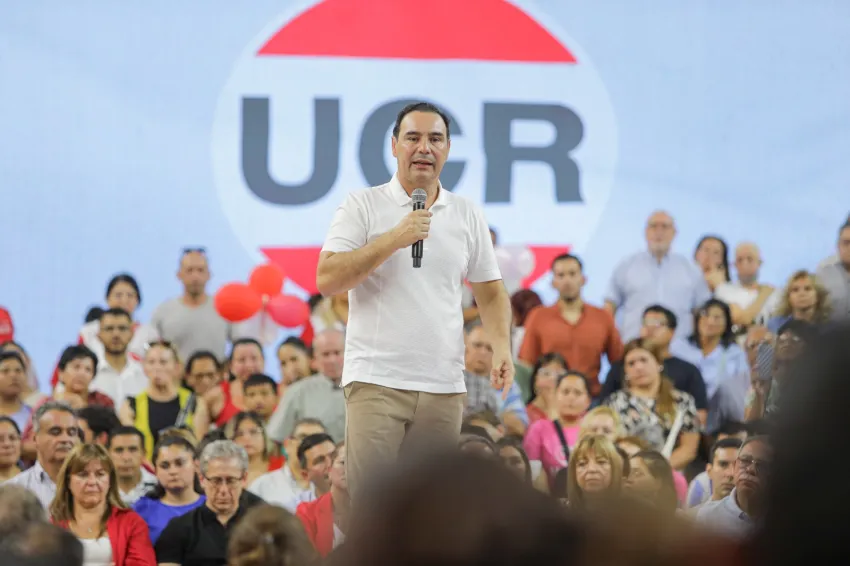 Gustavo Valdés confirmó que será candidato